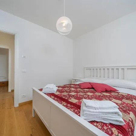 Guesthost - The House Of Antonietta Appartement