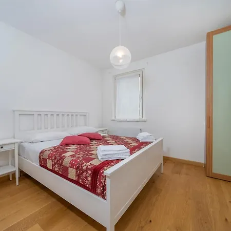 Guesthost - The House Of Antonietta Apartamento *