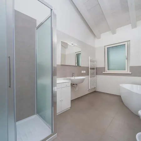 Apartamento Guesthost - The House Of Antonietta Udine